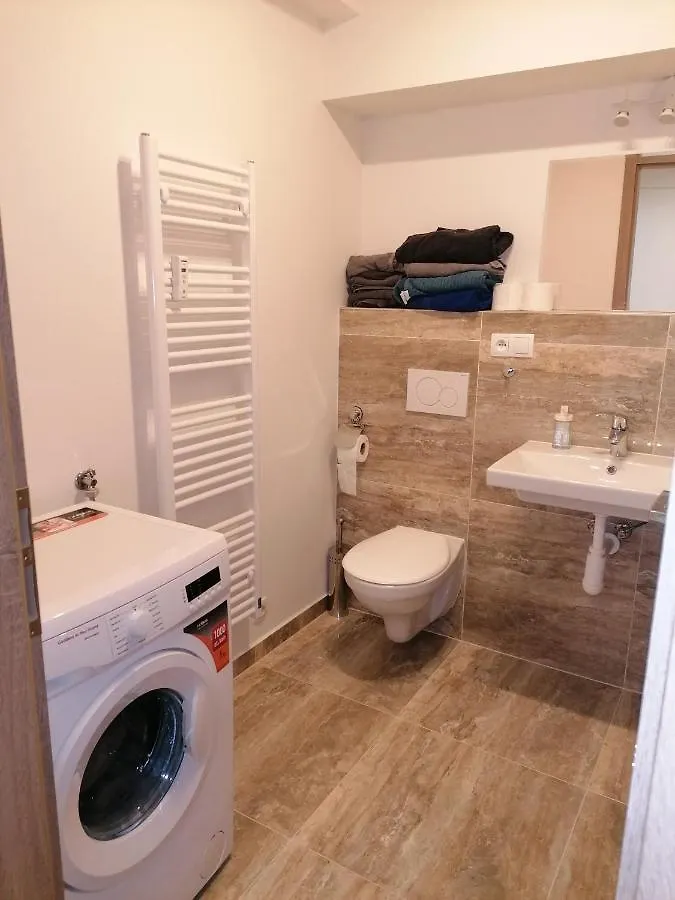 Brand New Studio Apartment #51 With Free Secure Parking In The Center Prága